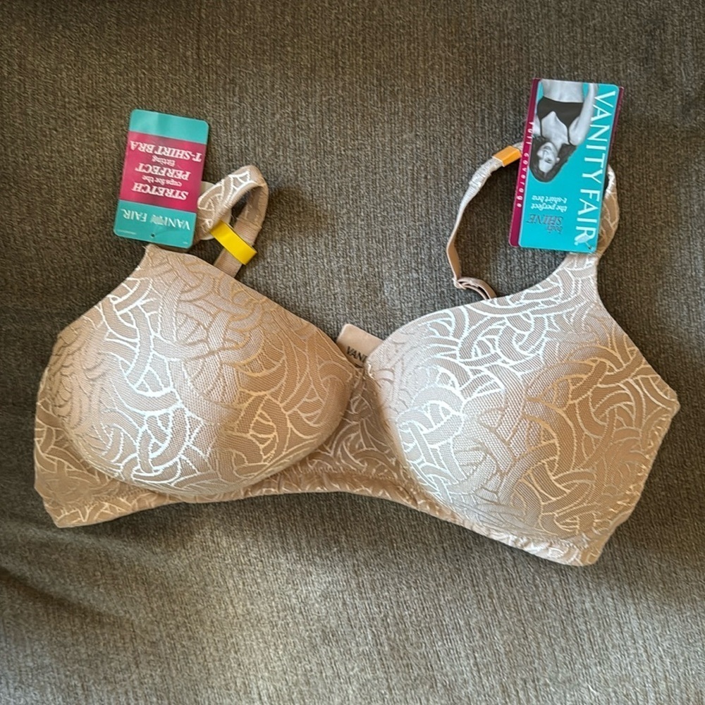 Vanity Fair, Beige, T-Shirt bra size 36DD, full coverage, no wire, NWT